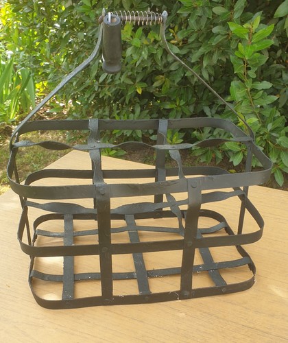 Ancien porte bouteilles - porte,